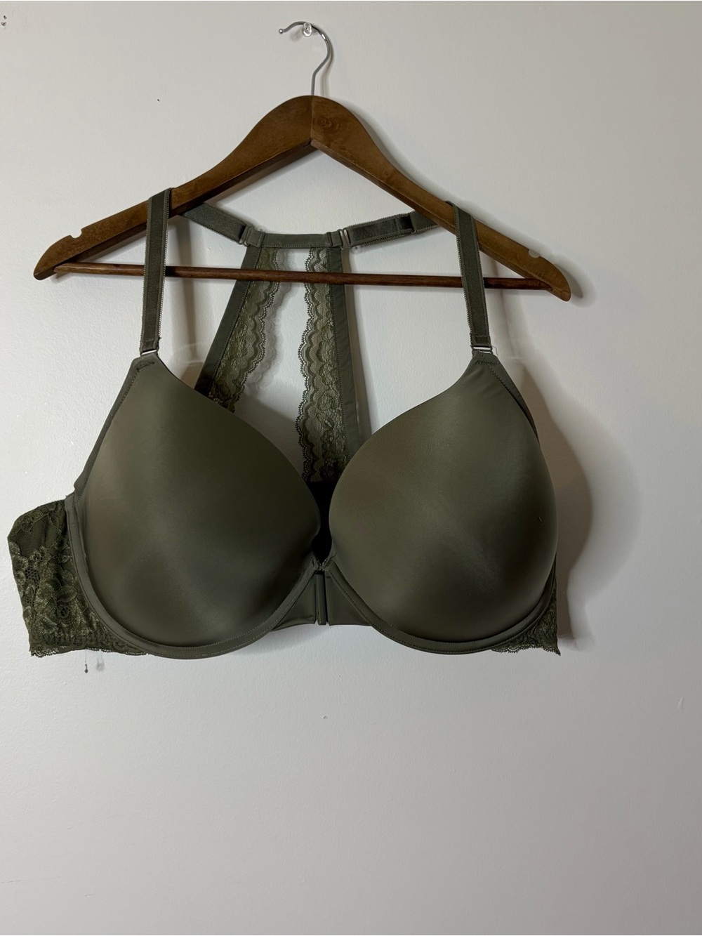 Torrid Curve Bra Bundle 48DD - Picture 5 of 8